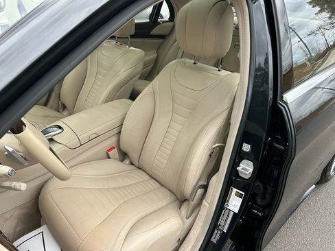 Used 2015 Mercedes-Benz S 550 4MATIC Sedan image 23