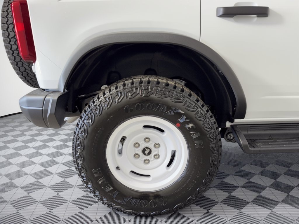 New 2026 Ford Bronco Heritage Edition AWD/4WD image 13