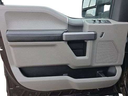 Used 2019 Ford F150 XLT w/ Equipment Group 302A Luxury image 10