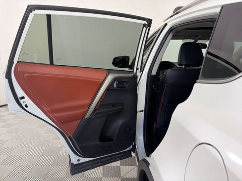 Used 2013 Toyota RAV4 Limited AWD/4WD image 12