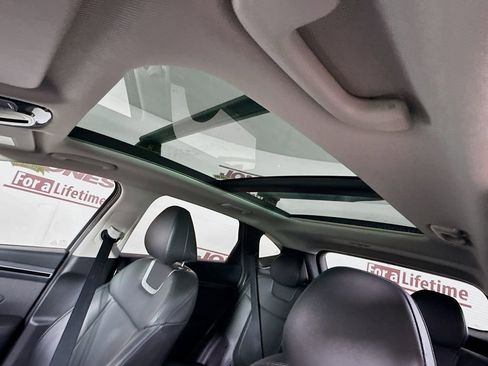 Certified 2024 Hyundai Tucson Limited AWD/4WD image 12