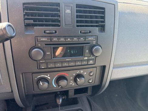 Used 2007 Dodge Dakota ST RWD image 22