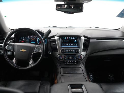 Used 2019 Chevrolet Tahoe Premier AWD/4WD image 19