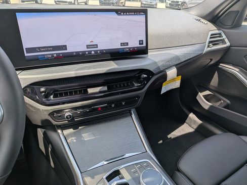 New 2026 BMW 330i Sedan w/ M Sport Package RWD image 20