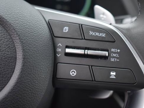 Used 2023 Hyundai Sonata Limited image 31