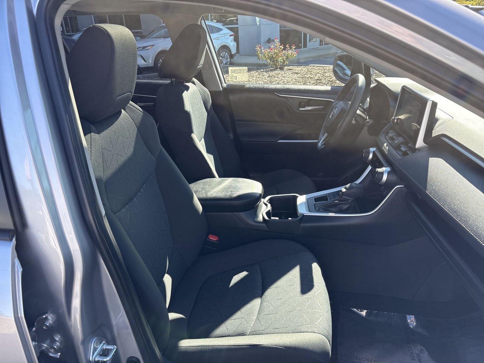 Used 2025 Toyota RAV4 XLE w/ Convenience Package AWD/4WD image 26