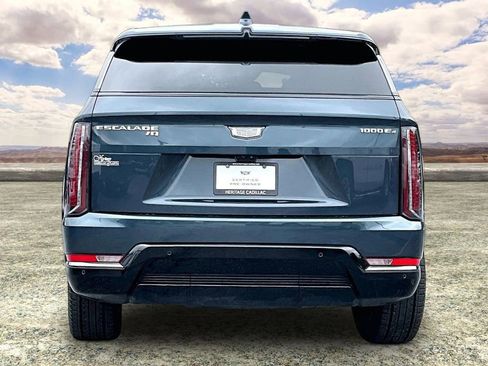 Certified 2026 Cadillac Escalade IQ Sport 2 w/ LPO, Floor Liner Package AWD/4WD image 6