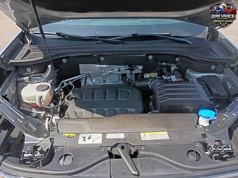 Used 2025 Volkswagen Atlas SE AWD/4WD image 21