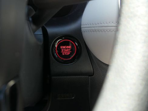 Used 2024 Honda HR-V LX image 17