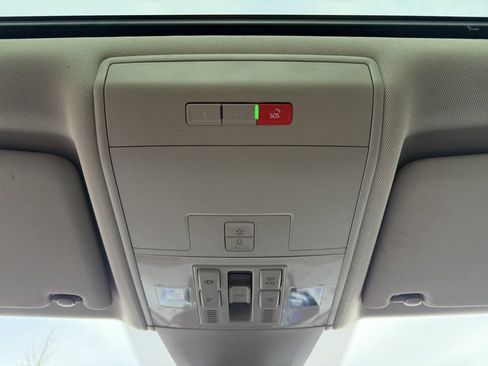 Used 2021 Volkswagen Atlas SEL image 26