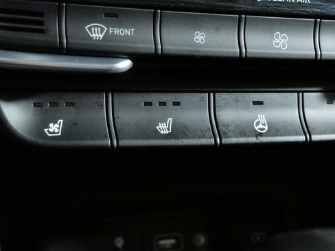 Used 2019 Hyundai Santa Fe AWD image 33