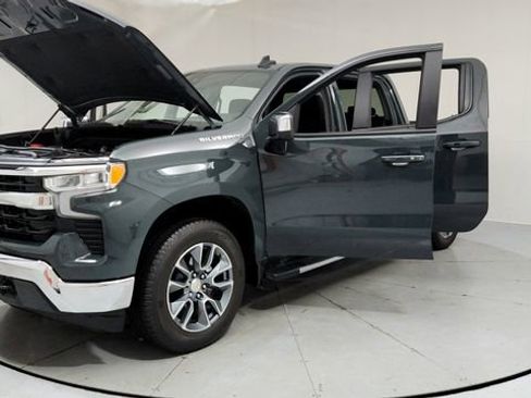 Used 2026 Chevrolet Silverado 1500 LT image 9