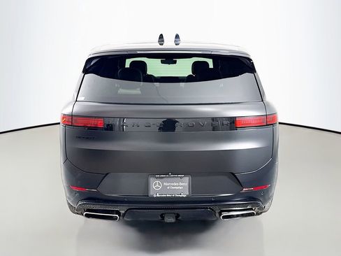 Used 2025 Land Rover Range Rover Sport Autobiography image 6