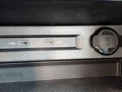 Used 2025 Volkswagen Taos S FWD image 18