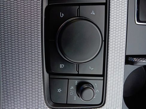 Certified 2025 MAZDA CX-70 Plug-In Hybrid w/ Premium Plus image 31