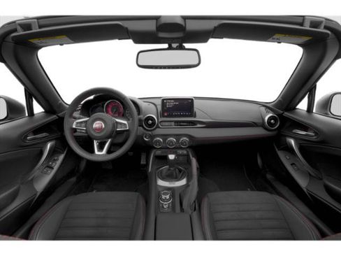 Used 2018 FIAT 124 Spider Abarth RWD image 11