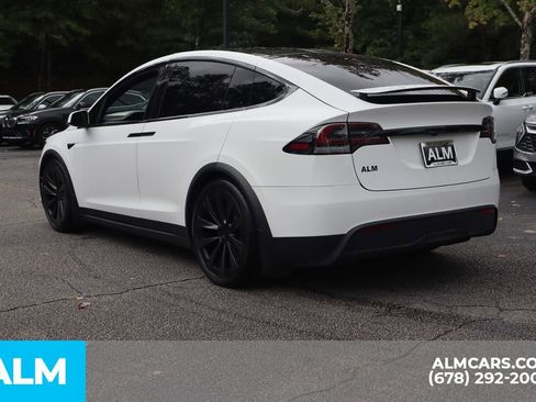 Used 2022 Tesla Model X Plaid image 9