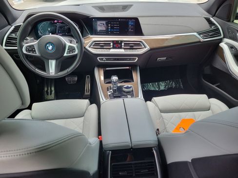 Used 2023 BMW X5 xDrive45e w/ Executive Package AWD/4WD image 16