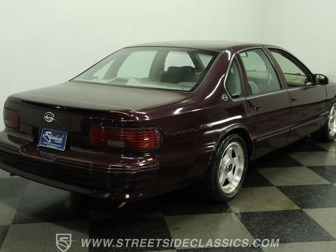 Used 1996 Chevrolet Impala SS RWD image 11