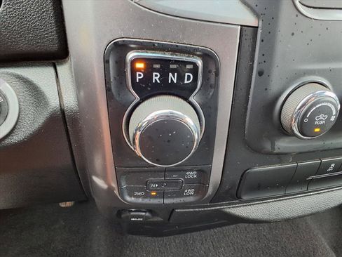 Used 2024 RAM 1500 Classic SLT image 21