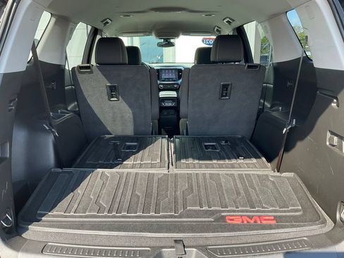 Certified 2021 GMC Acadia SLE w/ Driver Convenience Package AWD/4WD image 22