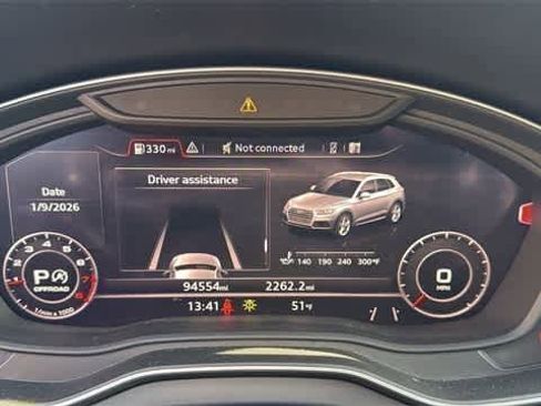 Used 2019 Audi Q5 Prestige w/ Prestige Package image 18