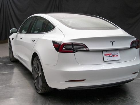 Used 2019 Tesla Model 3 Standard Range Plus image 10