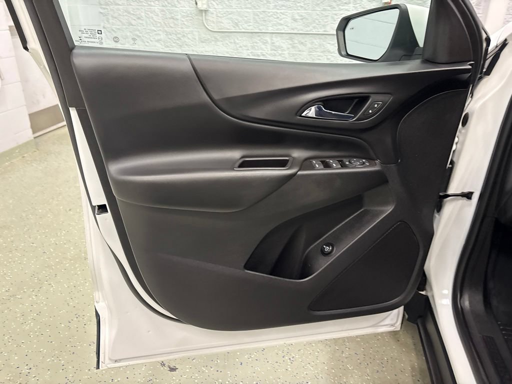 Used 2019 Chevrolet Equinox LT AWD/4WD image 14