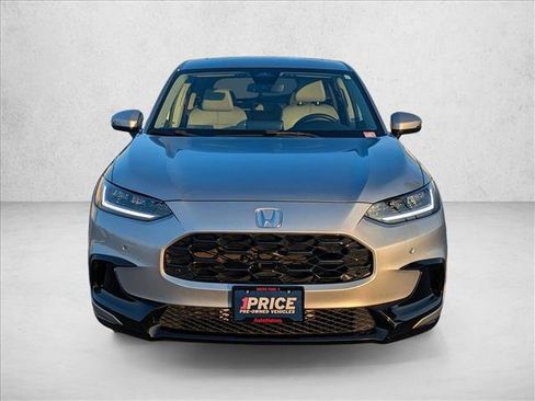 Used 2023 Honda HR-V EX-L image 2