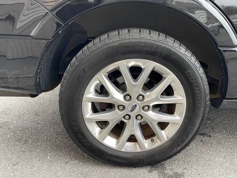 Used 2017 Ford Expedition Limited w/ Equipment Group 301A image 10