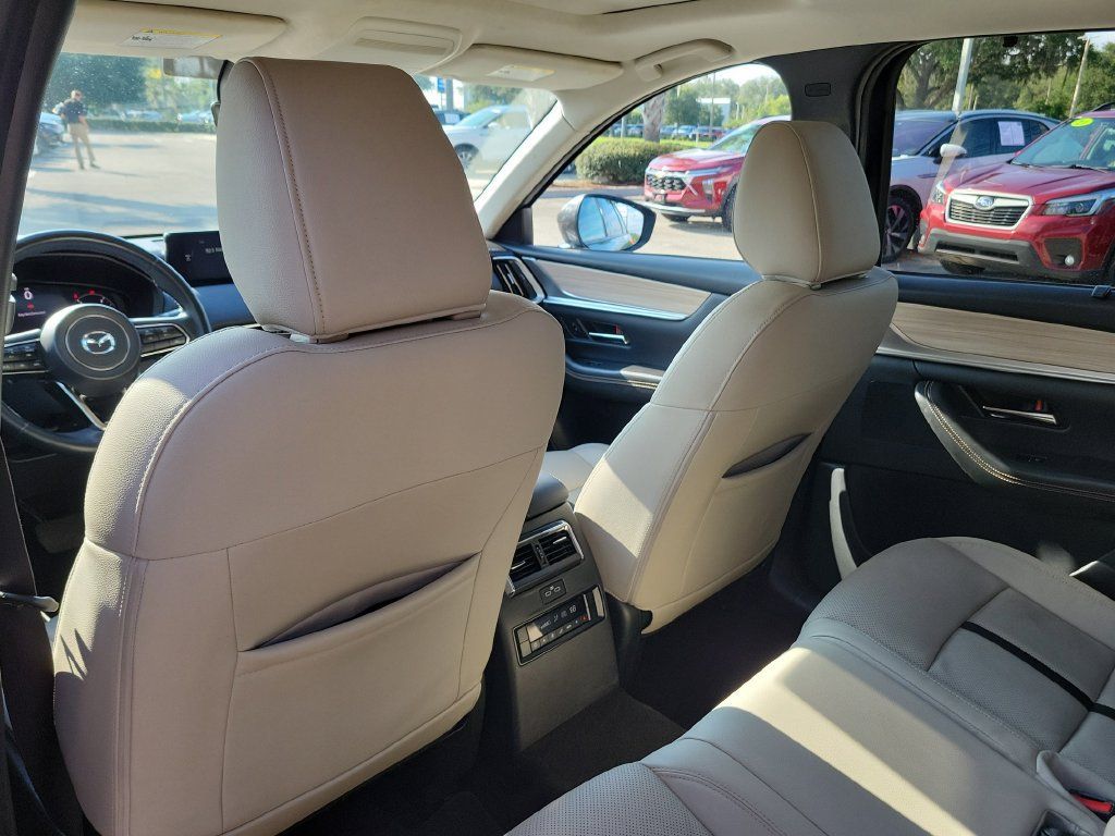 Used 2024 MAZDA CX-90 Plug-In Hybrid w/ Preferred AWD/4WD image 19
