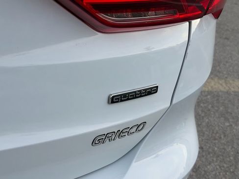 Used 2022 Audi Q3 2.0T Premium AWD/4WD image 16