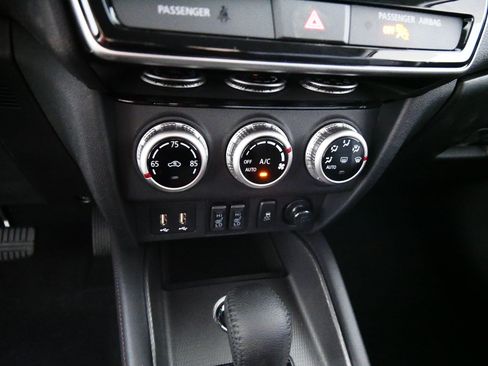 New 2026 Mitsubishi Outlander Sport SE AWD/4WD image 7
