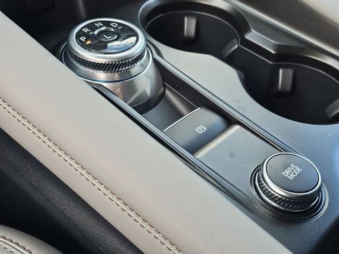 New 2026 Ford Explorer Active w/ Active Comfort Package image 20