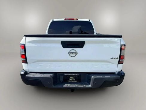 Used 2022 Nissan Frontier S w/ Technology Package AWD/4WD image 10