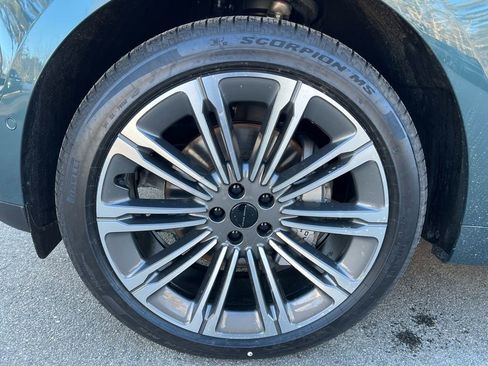 New 2026 Land Rover Range Rover Sport SE image 9