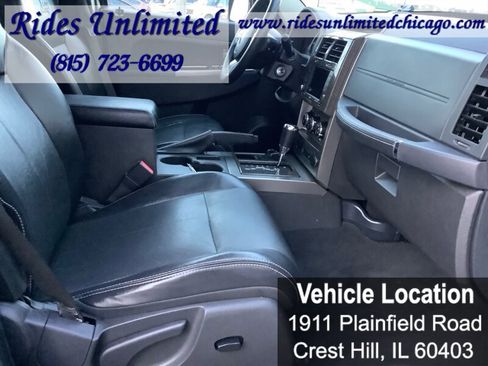 Used 2012 Jeep Liberty Limited Jet w/ Comfort/Convenience Group image 31