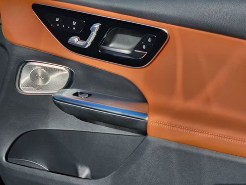 New 2026 Mercedes-Benz GLC 300 4MATIC image 17