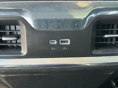 Used 2023 Chevrolet Silverado 1500 LTZ image 18