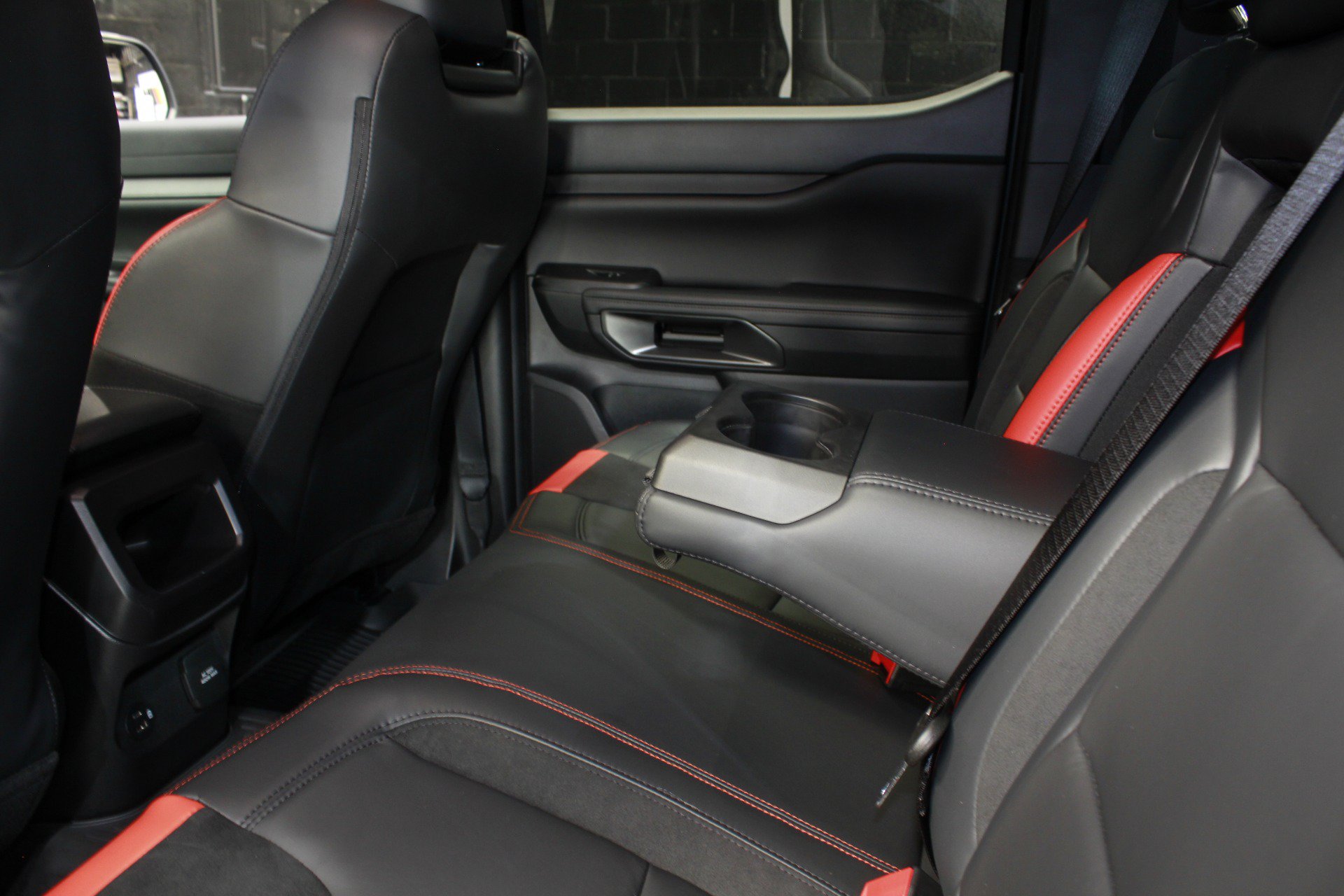 Used 2025 Ford Ranger Raptor AWD/4WD image 53