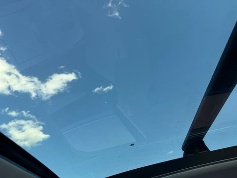 Certified 2023 Hyundai Tucson Limited image 11