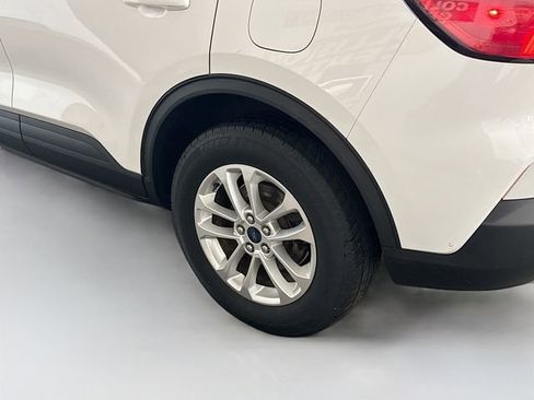Used 2020 Ford Escape SE AWD/4WD image 30