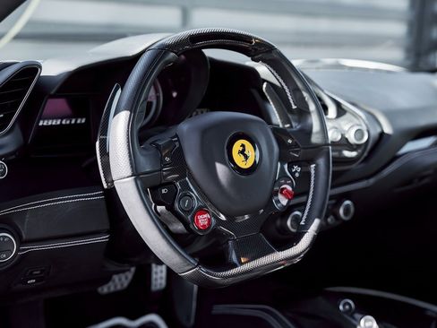 Used 2017 Ferrari 488 GTB image 44