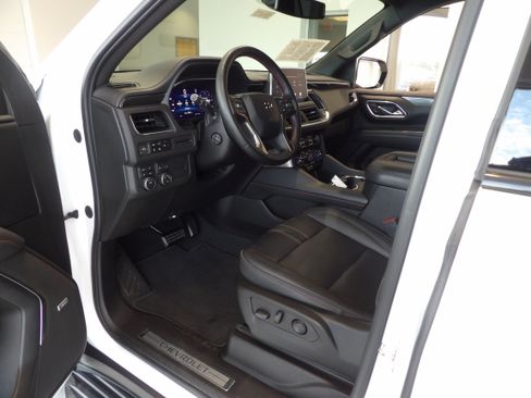 Used 2023 Chevrolet Tahoe RST w/ RST Performance Edition AWD/4WD image 11