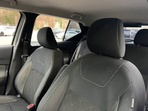 Used 2018 Nissan Kicks SV w/ Exterior Package image 13