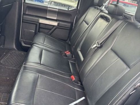 Used 2020 Ford F150 Lariat image 13