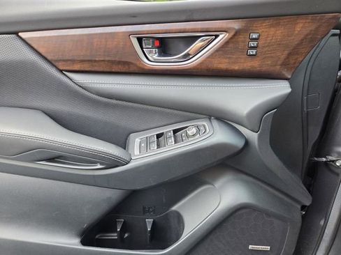 Used 2024 Subaru Ascent Touring AWD/4WD image 30