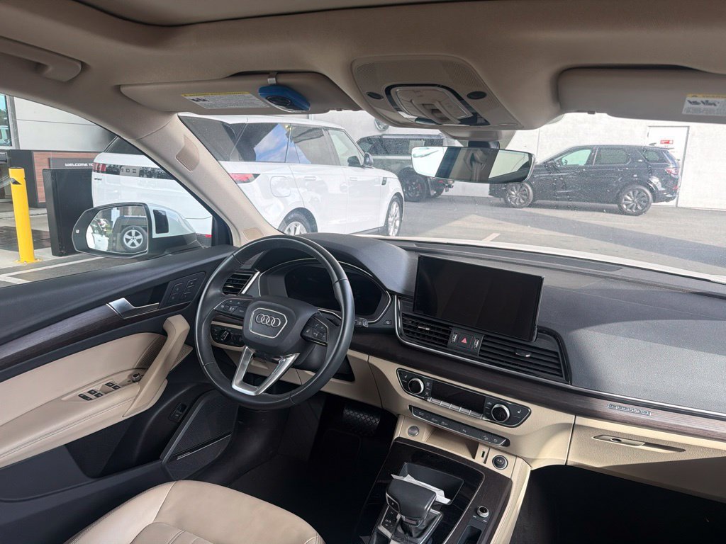Used 2023 Audi Q5 2.0T Premium Plus w/ Premium Plus Package AWD/4WD image 8