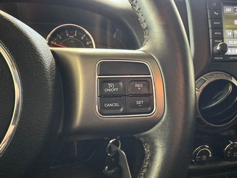 Used 2018 Jeep Wrangler Golden Eagle image 37