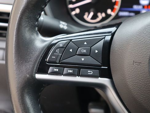 Used 2023 Nissan Altima 2.5 SL FWD image 13
